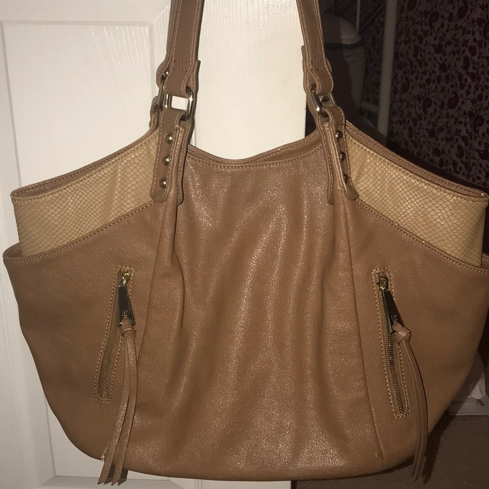 Women’s handbag